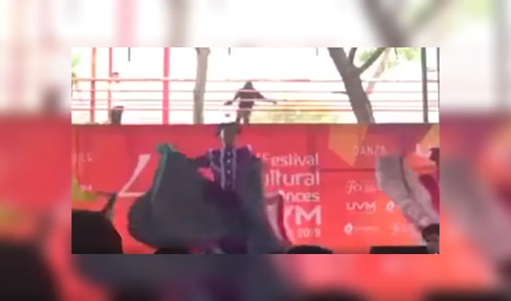 YouTube viral: alumno arruina festival de danza y se pone a bailar Fortnite frente a todos [VIDEO]