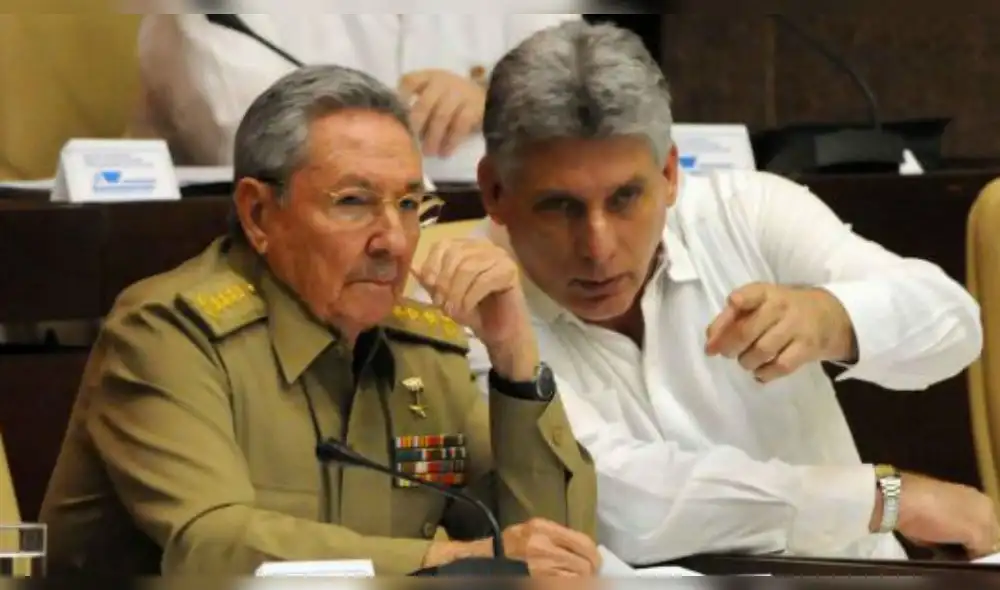 Cuba: Miguel Díaz-Canel sucederá a Raúl Castro en la presidencia Cuba: Miguel Díaz-Canel sucederá a Raúl Castro en la presidencia