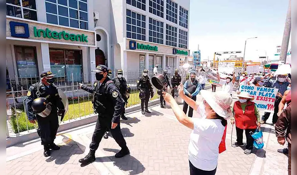 protestas. Prestatarios salieron a marchar en el sur.