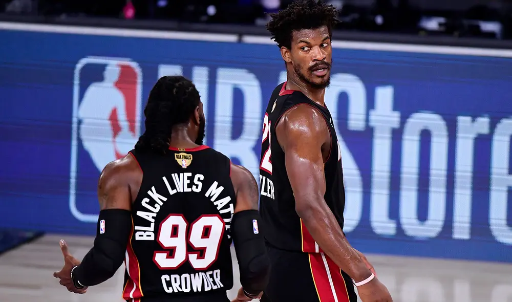 Los Angeles Lakers y Miami Heat se enfrentan en el tercer partido de las Finales de la NBA. Foto: AFP Los Angeles Lakers y Miami Heat se enfrentan en el tercer partido de las Finales de la NBA. Foto: AFP