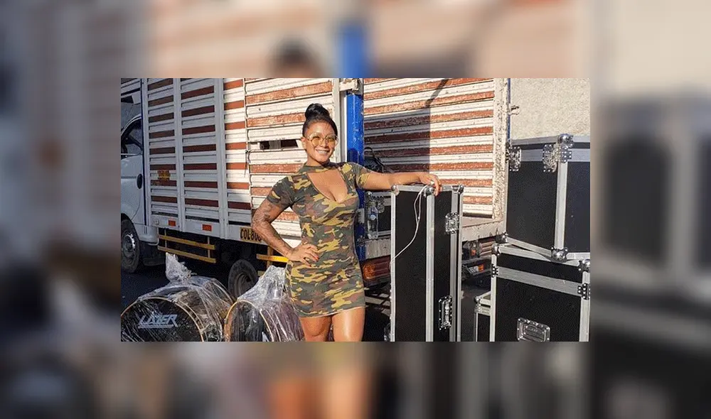 Paula Arias luce irreconocible tras radical cambio de look