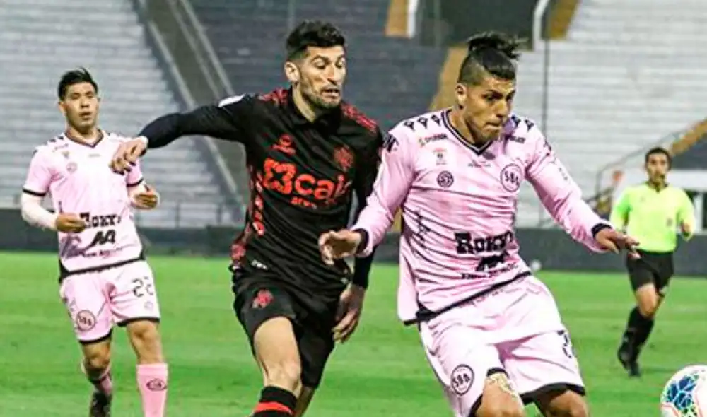 Mediante un comunicado la FPF confirmó que este año descenderán tres equipos. Foto: Prensa FPF