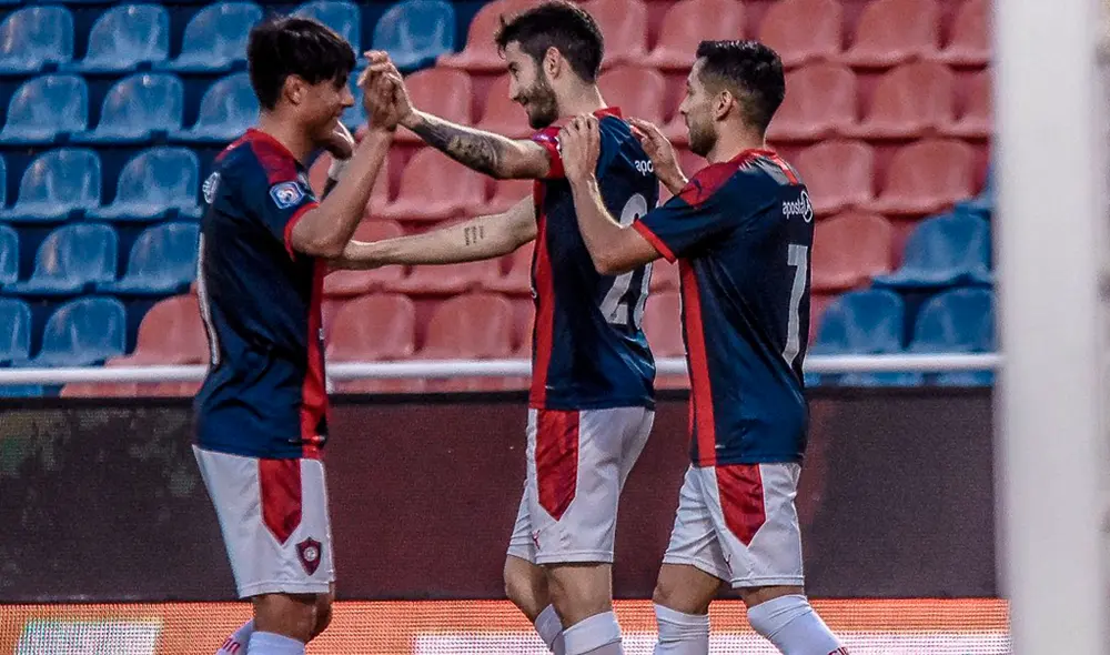 Cerro Porteño goleó a su similar de San Lorenzo y se quedó con los tres puntos en la Liga de Paraguay. (FOTO: Cerro Porteño). Cerro Porteño goleó a su similar de San Lorenzo y se quedó con los tres puntos en la Liga de Paraguay. (FOTO: Cerro Porteño).
