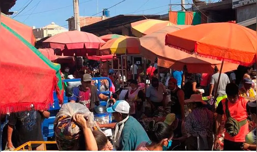 Son miles de comerciantes los que rodean el complejo comercial, Mopshoqueque.