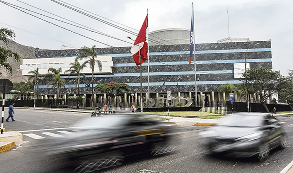 El punto. El dinero en efectivo salió de las bóvedas de la sede del BCP en La Molina.
