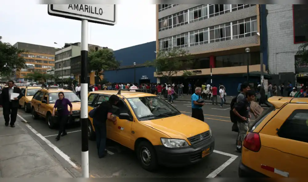 Municipalidad de Lima lanzó app que informa sobre vehículos autorizados para taxi Municipalidad de Lima lanzó app que informa sobre vehículos autorizados para taxi