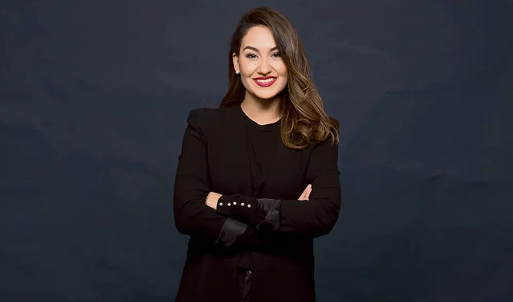 Ani estudió cine en la Universidad de Palermo de Buenos Aires, estudios que continuó en México. Es también guionista y directora de arte.