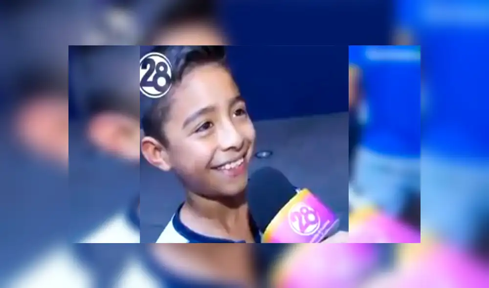 Facebook viral: Niño imita acento extranjero y 'trolea' a reportera que lo entrevista [VIDEO]  
