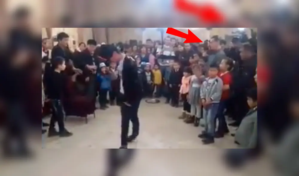 Facebook viral: joven termina noqueado al intentar superar a imitador de Michael Jackson [VIDEO]