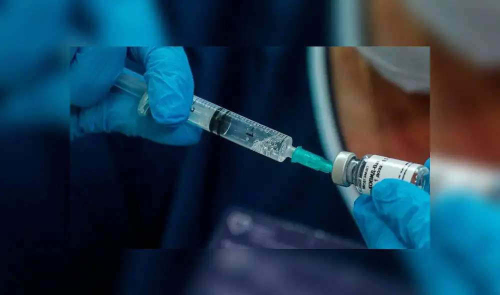 Sputnik V, vacuna rusa contra la COVID-19. EFE/Sergei Ilnitsky Sputnik V, vacuna rusa contra la COVID-19. EFE/Sergei Ilnitsky