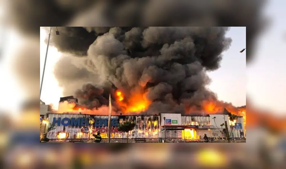 Incendio en Sodimac de Concepción. Foto: Biobío Chile