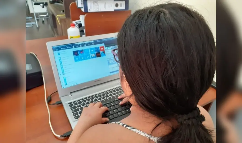 Clases virtuales no satisfacen a los padres de familia.