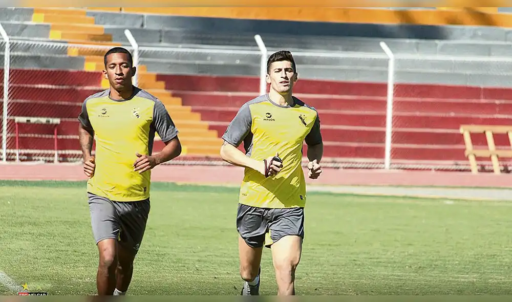 jale. Amoroso llega de la Segunda División del fútbol chileno. jale. Amoroso llega de la Segunda División del fútbol chileno.