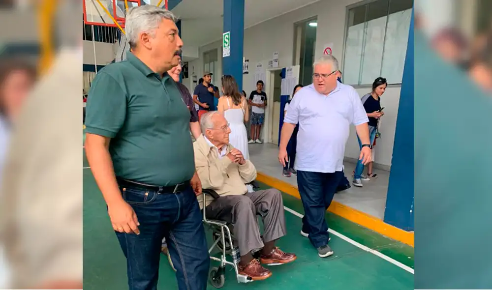 Elecciones 2020: Luis Bedoya Reyes, próximo a cumplir 101 años, emitió su voto
