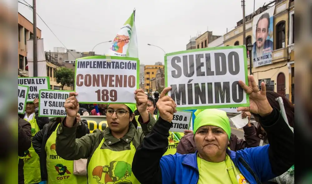 Trabajadoras del hogar exigen la implementación del convenio 189 de la Organización Internacional del Trabajo. Créditos: FENTTRAHOP. Trabajadoras del hogar exigen la implementación del convenio 189 de la Organización Internacional del Trabajo. Créditos: FENTTRAHOP.