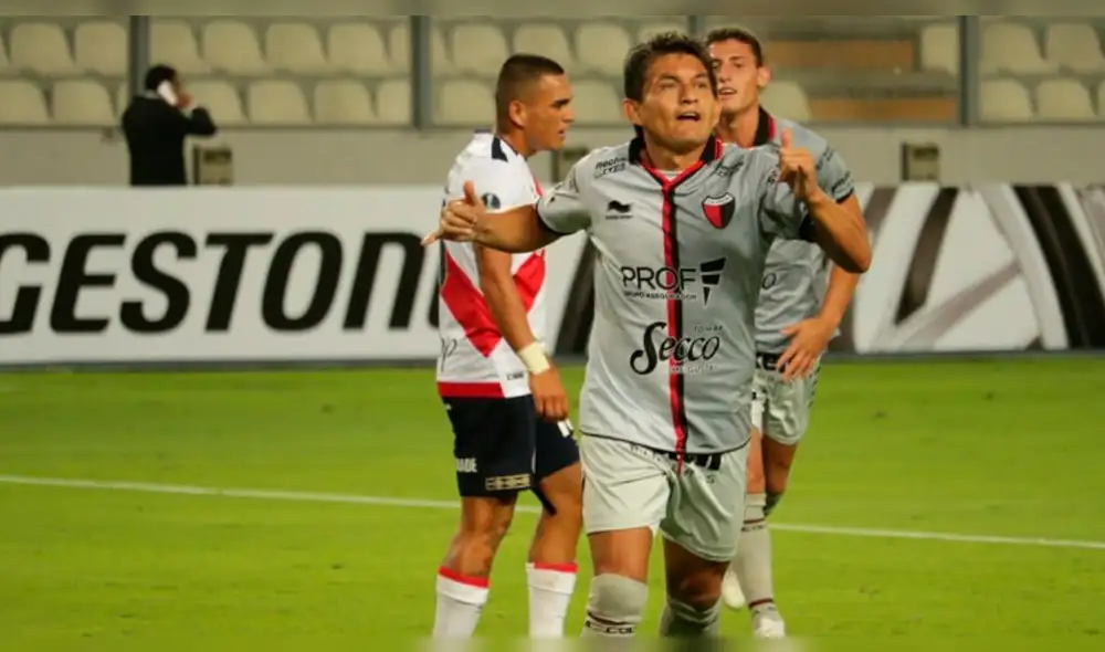 Hinchas de Colón entonaron canción de Fito Paéz para celebrar triunfo sobre Municipal [VIDEO]