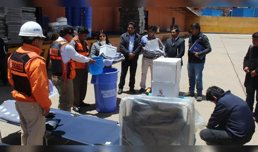Entregan ayuda humanitaria a nueve distritos afectados por intensas lluvias.