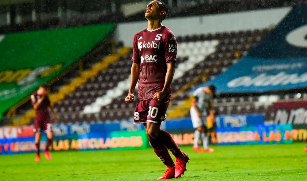 Jimmy Marín marcó los dos goles del triunfo del Saprissa sobre Sporting San José. Foto: Twitter