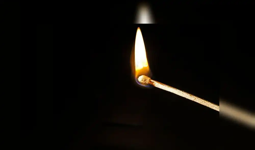 El joven fue prendido con un fósforo.