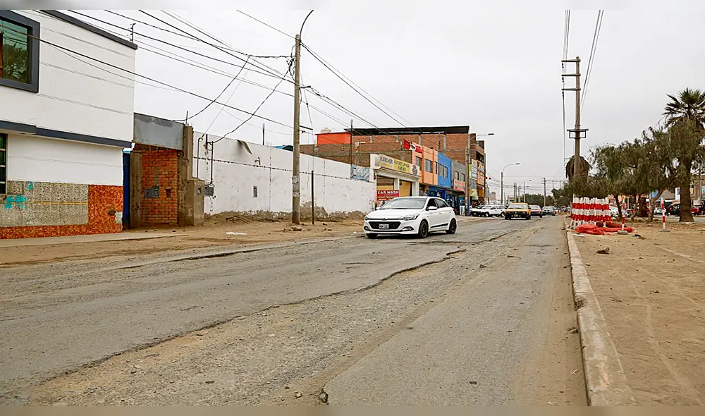 Daños. Fenómeno de El Niño afectó gravemente pistas de Trujillo. Daños. Fenómeno de El Niño afectó gravemente pistas de Trujillo.
