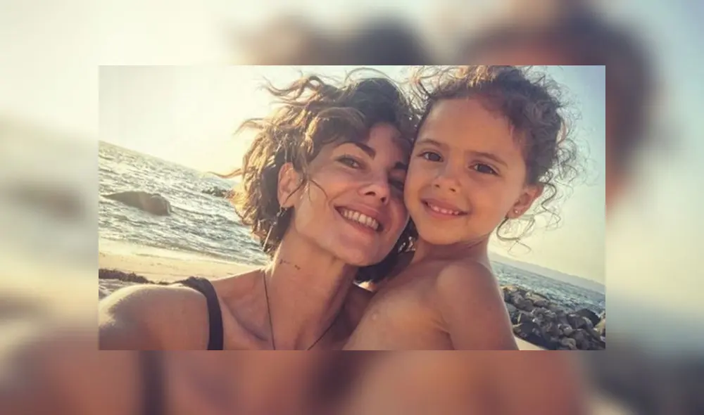 Bárbara Mori y su nieta Mila. Foto: difusión.