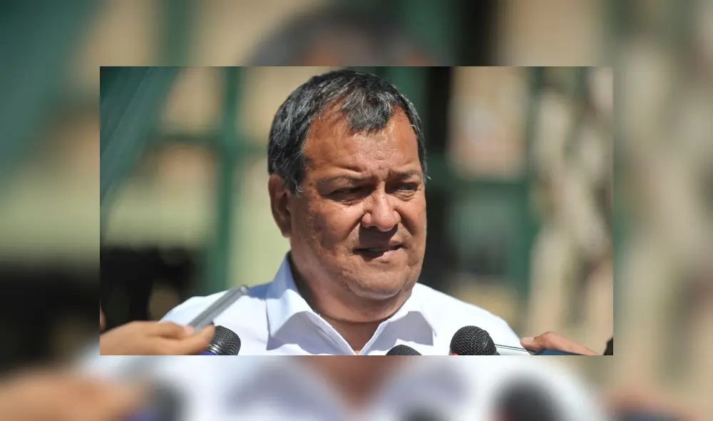 Jorge Nieto renunció al Ministerio de Defensa Jorge Nieto renunció al Ministerio de Defensa