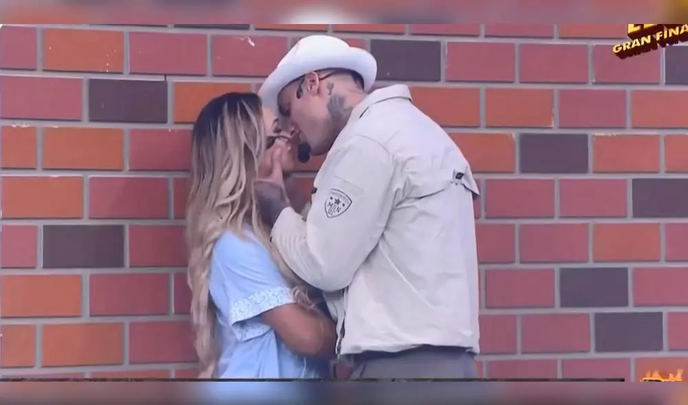 Angie Arizaga y Jota Benz interpretaron a 'KoKy Reyes y Charito' Angie Arizaga y Jota Benz interpretaron a 'KoKy Reyes y Charito'