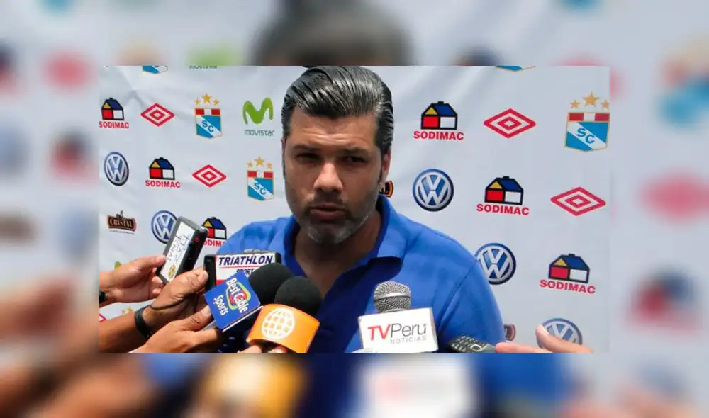 Las 4 razones por las que Carlos Benavides se fue de Sporting Cristal