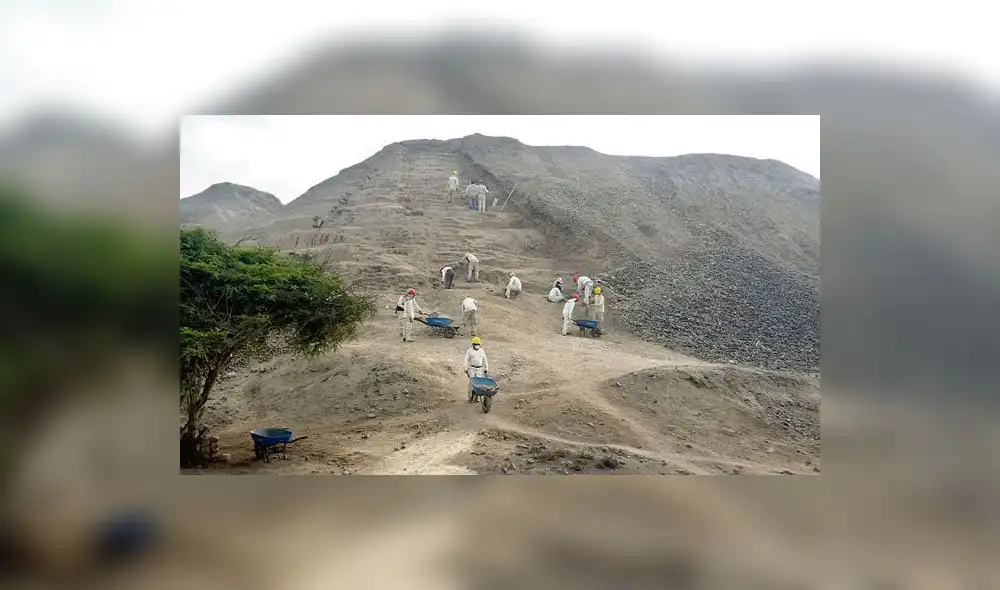 Descubren nueva escalinata en Huaca Toledo en Chan Chan
