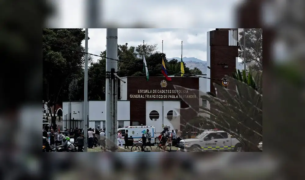 Las primeras imágenes del atentado con coche bomba en escuela policial de Bogotá [FOTOS]