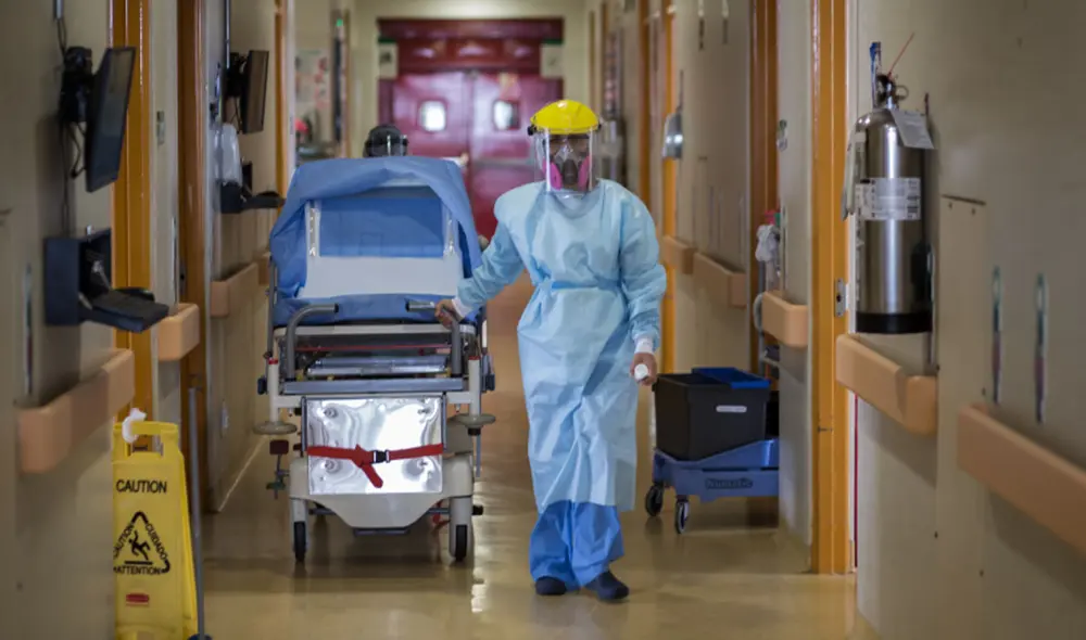 Médicos luchan todos los días por salvar la vida de los menores en el Instituto Nacional del Niño en San Borja. Foto: Antonio Melgarejo / La República Médicos luchan todos los días por salvar la vida de los menores en el Instituto Nacional del Niño en San Borja. Foto: Antonio Melgarejo / La República