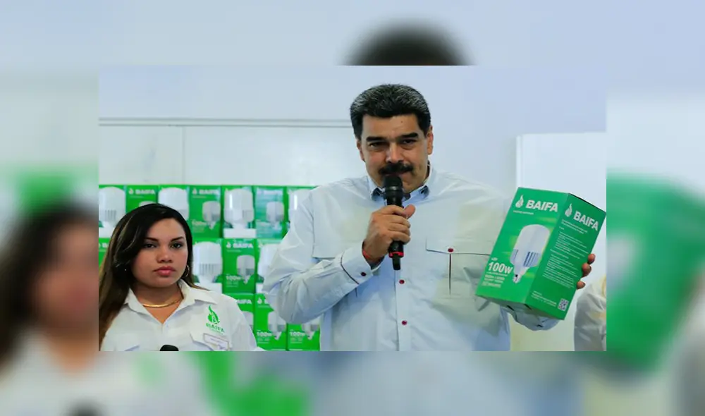 Nicolás Maduro se pronunció desde una empresa llamada Baifa, donde fabrican bombillos ahorradores. Foto: Prensa Presidencial Nicolás Maduro se pronunció desde una empresa llamada Baifa, donde fabrican bombillos ahorradores. Foto: Prensa Presidencial
