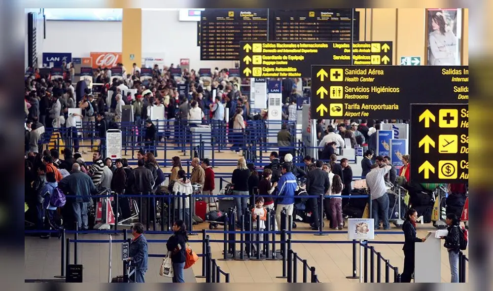 Personal de Aeropuerto Jorge Chávez inspecciona a pasajeros provenientes de Europa [VIDEO]