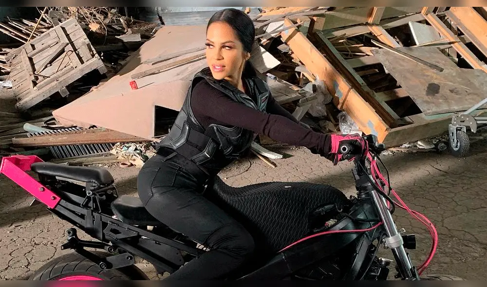 Natti Natasha posa desnuda y ‘crack’ argentino reacciona a osada foto [VIDEO]