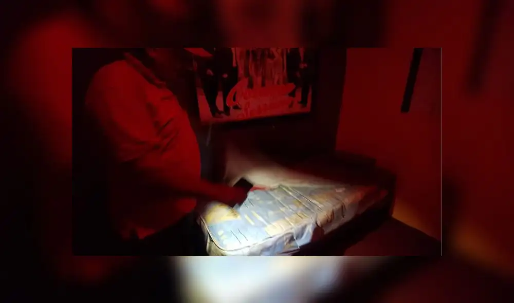 Local funcionaba como bar, pese a que no contaban con la licencia de funcionamiento. Local funcionaba como bar, pese a que no contaban con la licencia de funcionamiento.