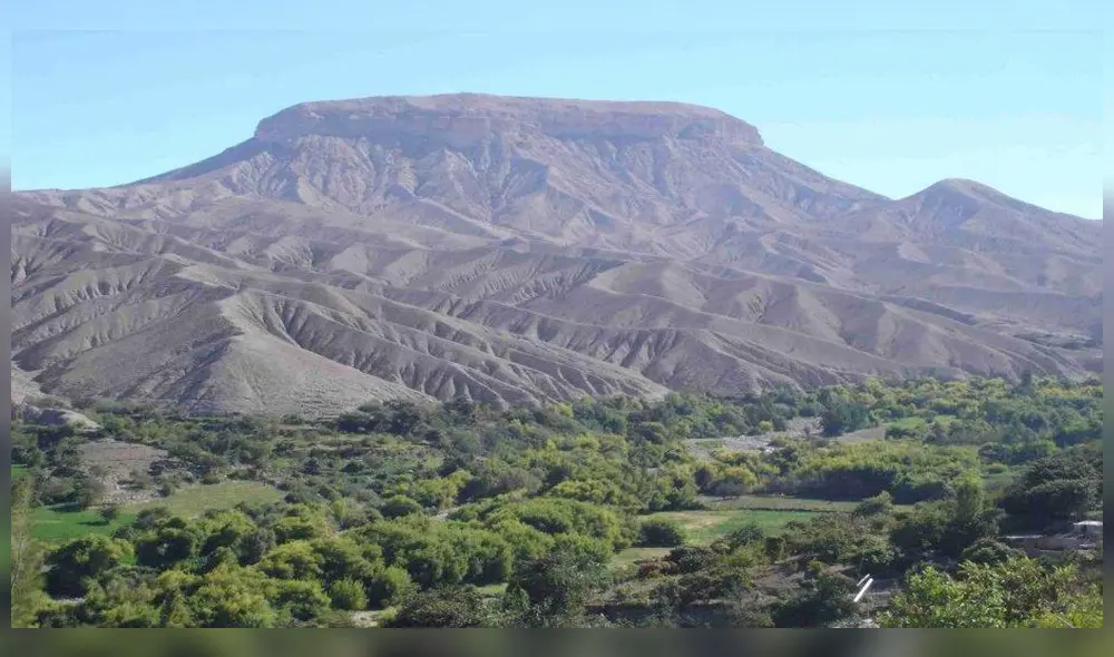 Autoridades de Moquegua realizan gestiones en busca de convertir al cerro Baúl en destino turístico. Autoridades de Moquegua realizan gestiones en busca de convertir al cerro Baúl en destino turístico.