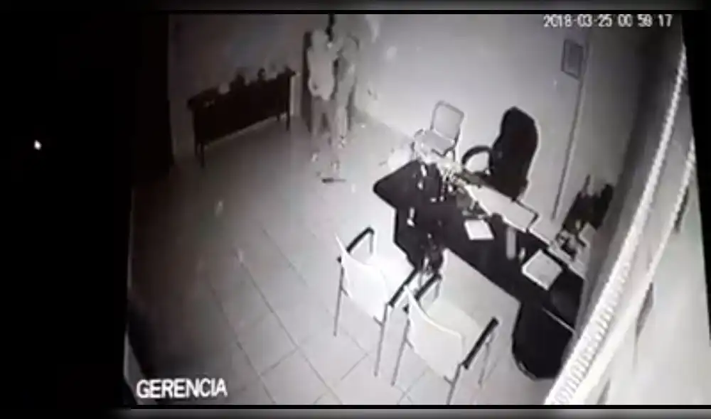 Cámaras grabaron el robo de 40 mil soles de planta de gas en Cajamarca [VIDEO]