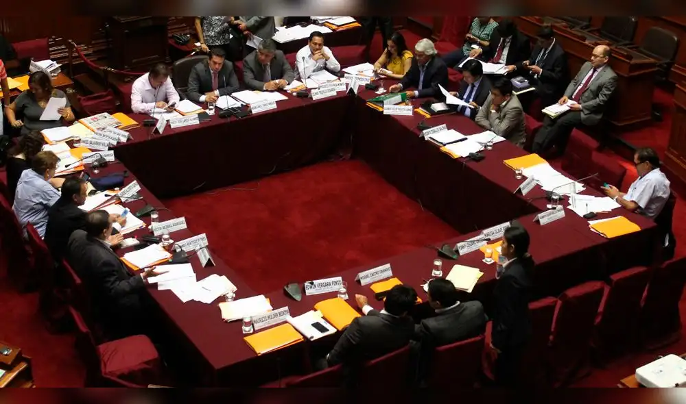 Fujimoristas imponen recomendar derogar decreto sobre crímenes de odio