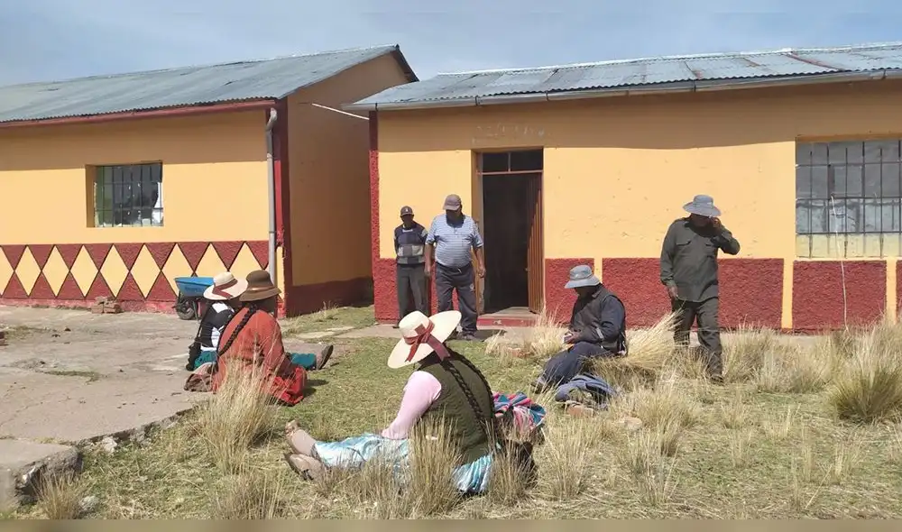 Padres de familia reclaman que hasta el momento sus pedidos no son atendidos. Foto: La República