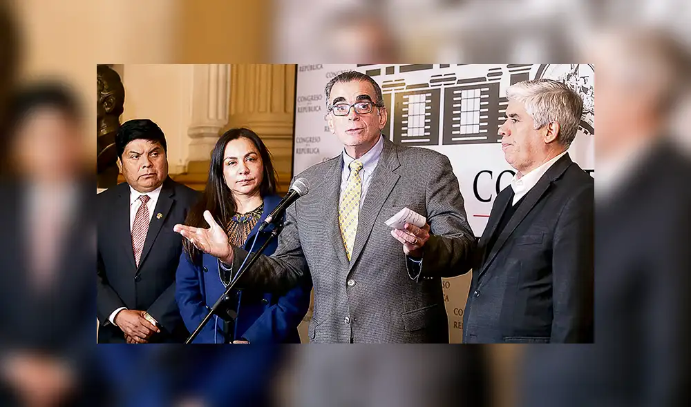 Blume convoca al TC por demanda de competencia Blume convoca al TC por demanda de competencia