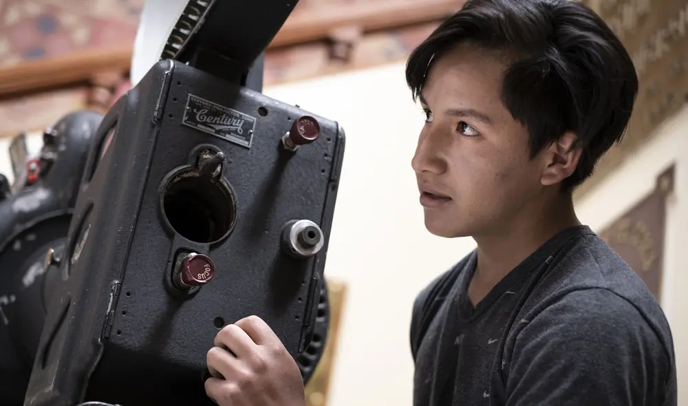 Hoy Víctor Acurio tiene 17 años. Fue descubierto cuando tenía 11. Foto: Paul Gambin / La República