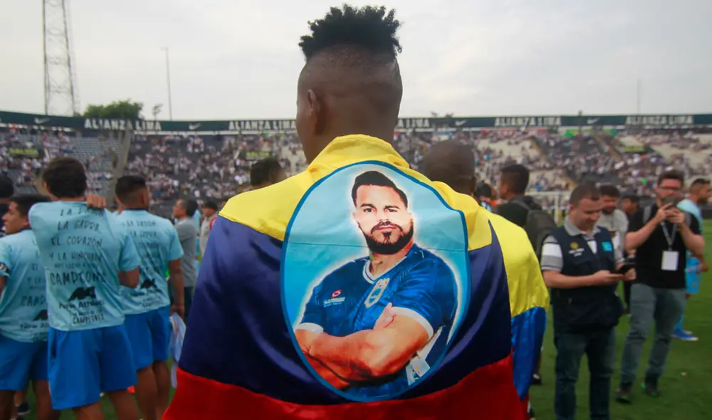 Hijo de Juan Pablo Vergara es jugador de Reserva del Binacional. Foto: Grupo La República. Hijo de Juan Pablo Vergara es jugador de Reserva del Binacional. Foto: Grupo La República.