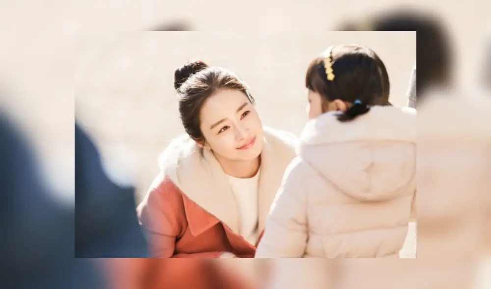 Kim Tae Hee, interpreta en "¡Hola, Adiós, mamá!", el personaje de una madre fantasma.