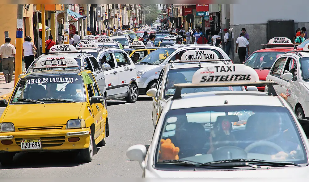 Exigencia. Segundo García manifestó que al menos tres mil taxis no circularían por no contar con documentos técnicos. Exigencia. Segundo García manifestó que al menos tres mil taxis no circularían por no contar con documentos técnicos.
