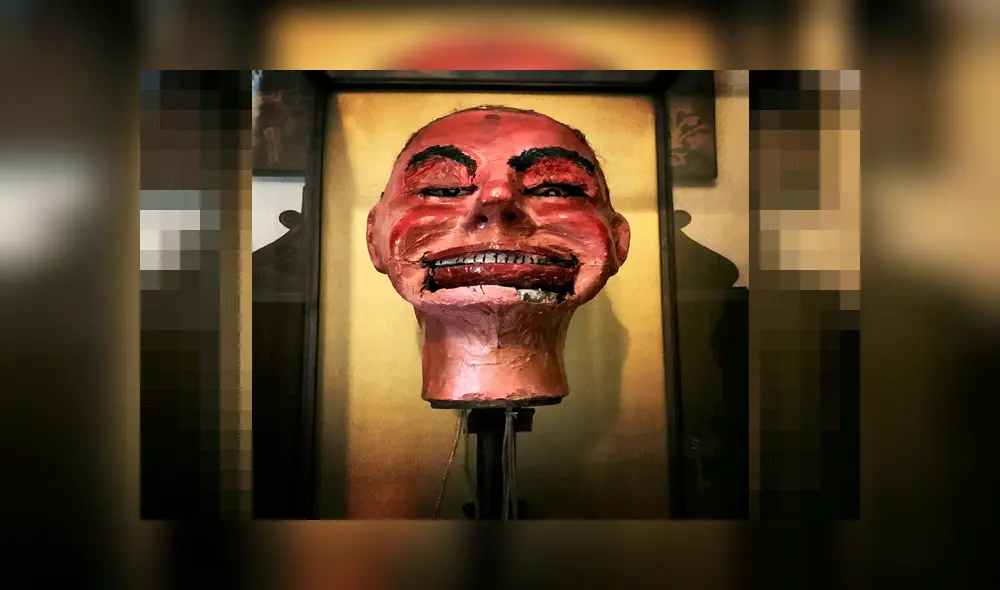 Cámara de seguridad capta momento en el que la cabeza de un muñeco se mueve por sí sola [VIDEO]