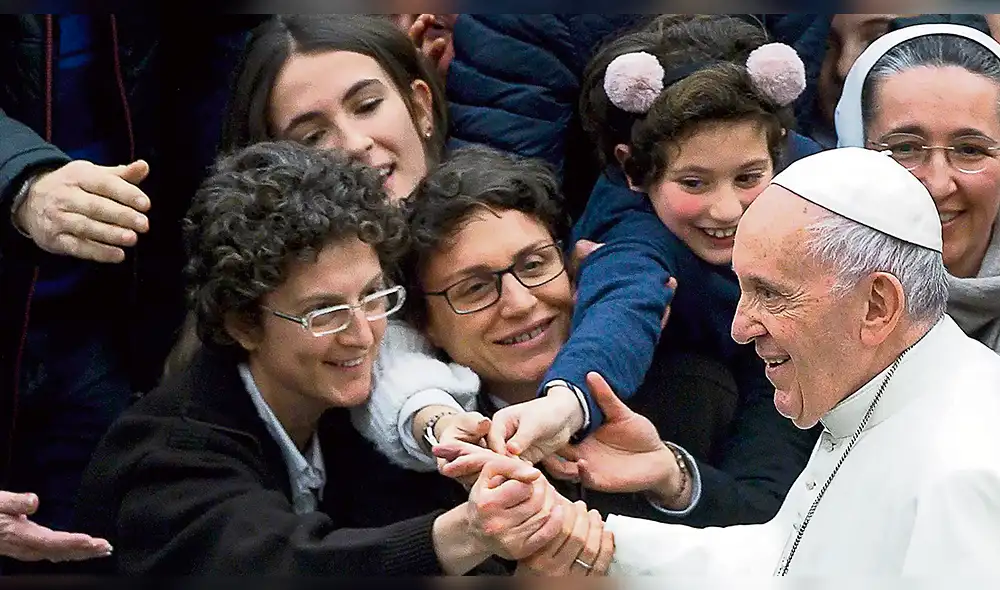 Vaticano: Mujeres reclaman su lugar para atajar los abusos