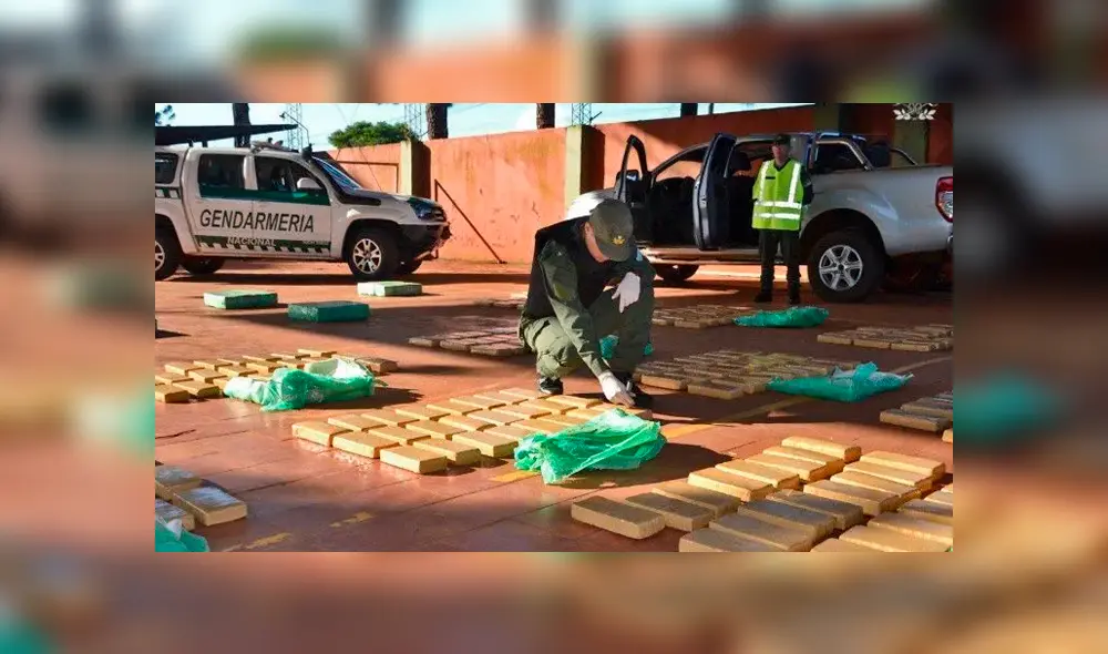 Narcotraficante abandonó camioneta en la selva con 660 kilos de marihuana