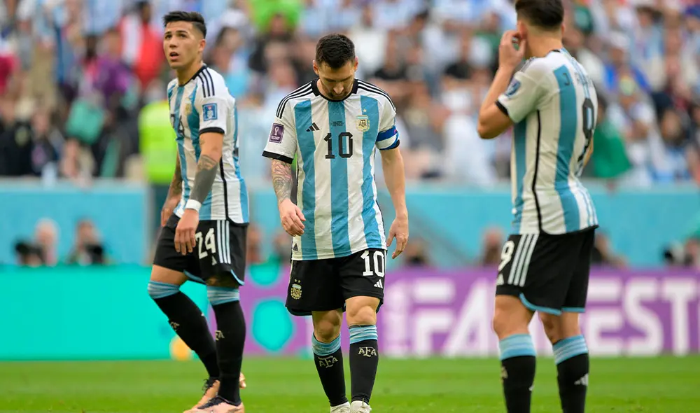 Argentina podría quedarse sin dos futbolistas para una eventual semifinal. Foto: AFP
