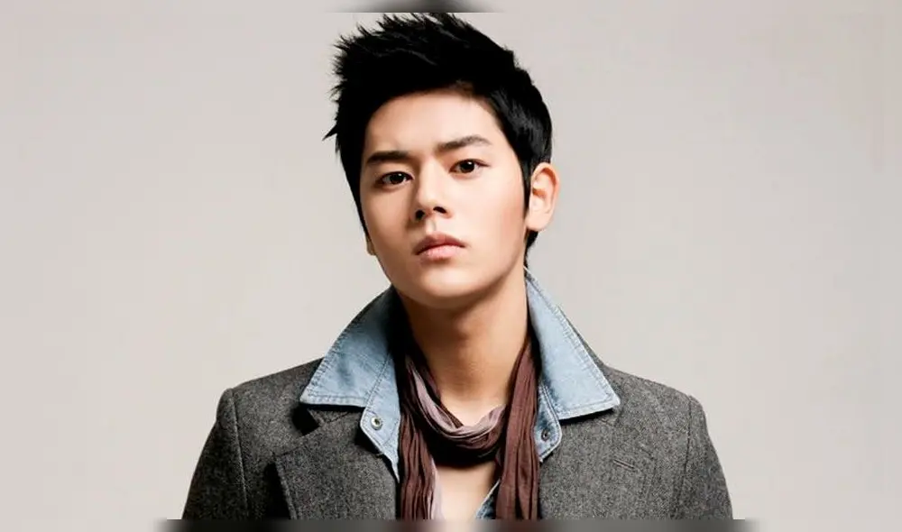 Kim Dong Joon es un cantante y actor surcoreano, nacido el 11 de febrero de 1992.