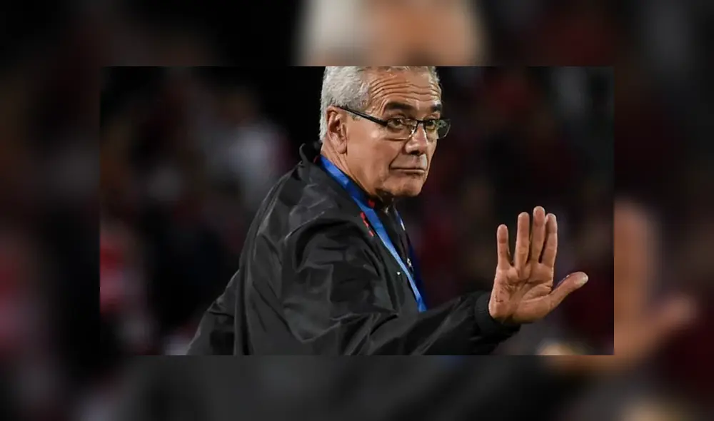 Gregorio Pérez fue presentado como nuevo técnico de Universitario. Foto: Difusión Gregorio Pérez fue presentado como nuevo técnico de Universitario. Foto: Difusión